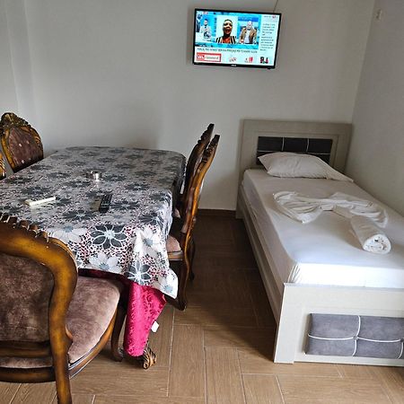 Ylli Mance Apartments Ksamil Rom bilde