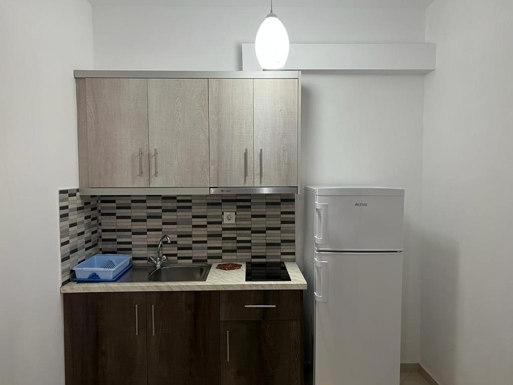 Ylli Mance Apartments Ksamil Eksteriør bilde